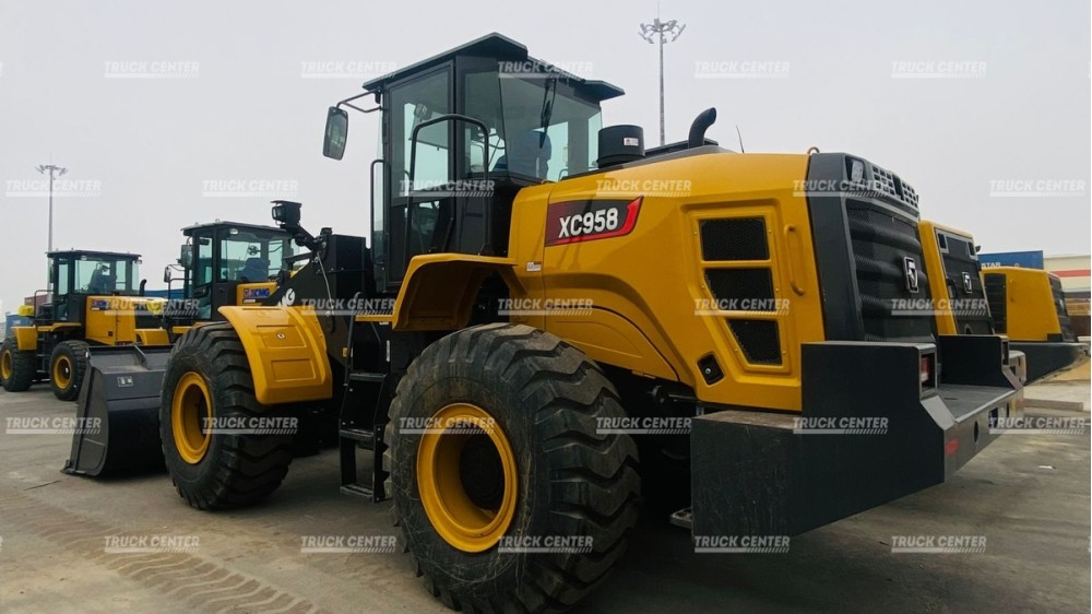 Фронтальный погрузчик XCMG XC958 - 3,5 куба
