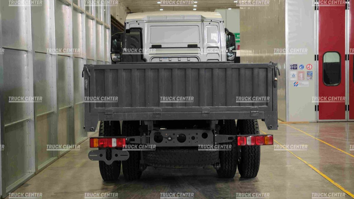 Бортовая платформа на шасси HOWO G5X 4×2