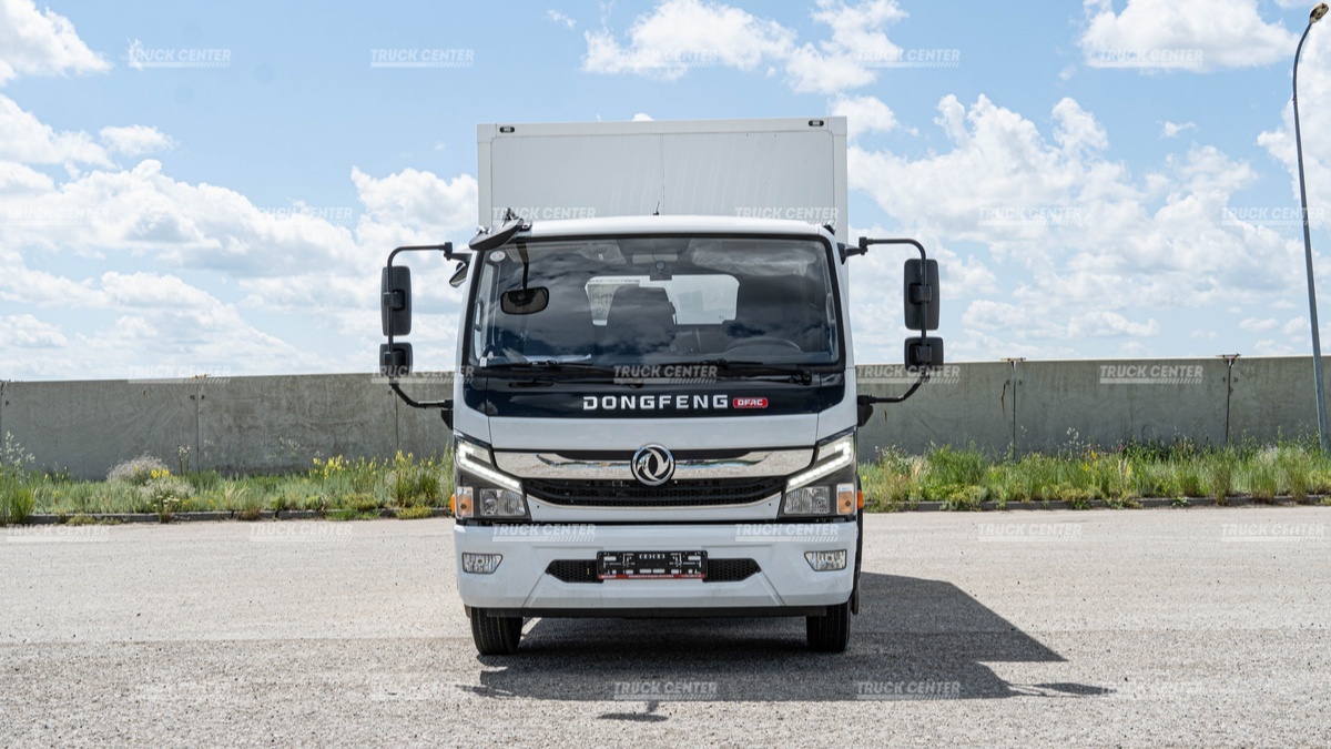 Изотермический фургон с гидробортом DongFeng C80