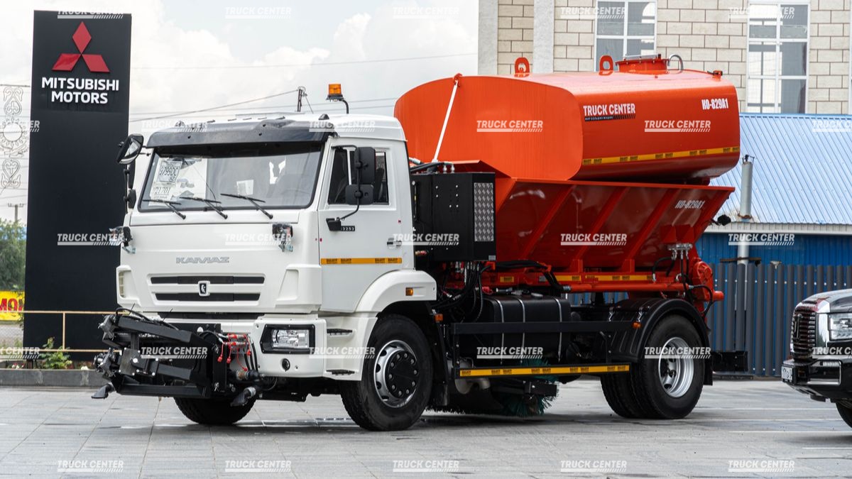 Комбинированная дорожная машина КО-829А1 на шасси КАМАЗ-43253