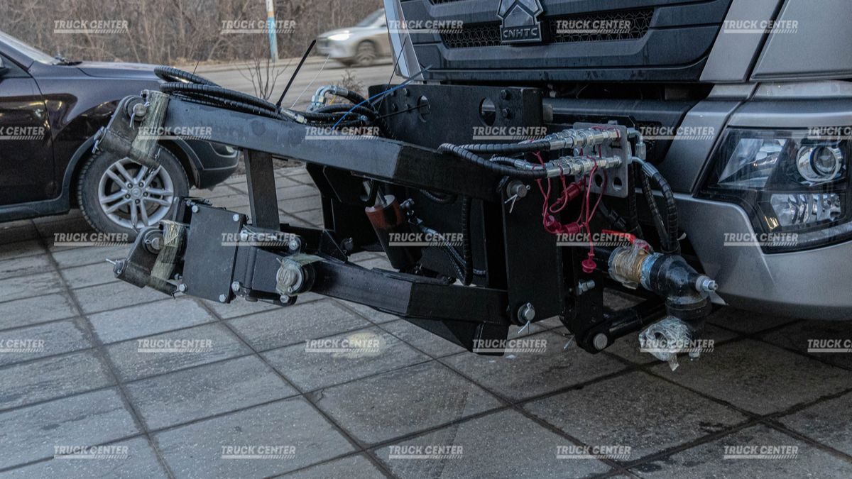 Комбинированная дорожная машина (КДМ) HOWO T5G 4x2