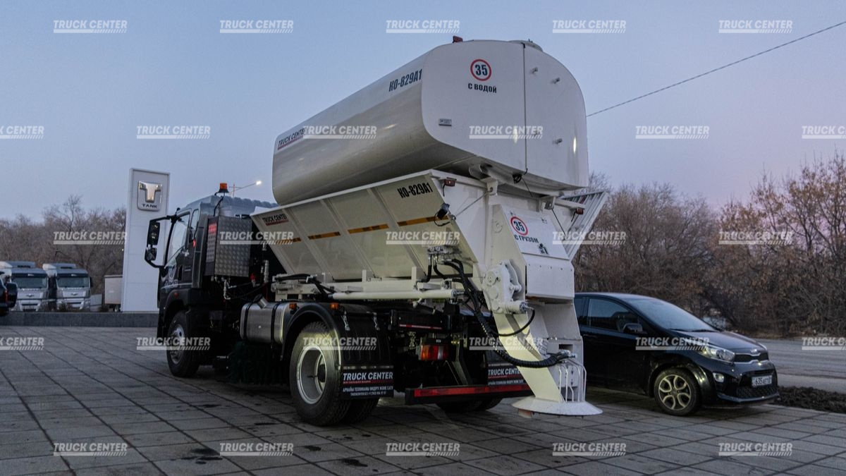 Комбинированная дорожная машина (КДМ) HOWO T5G 4x2