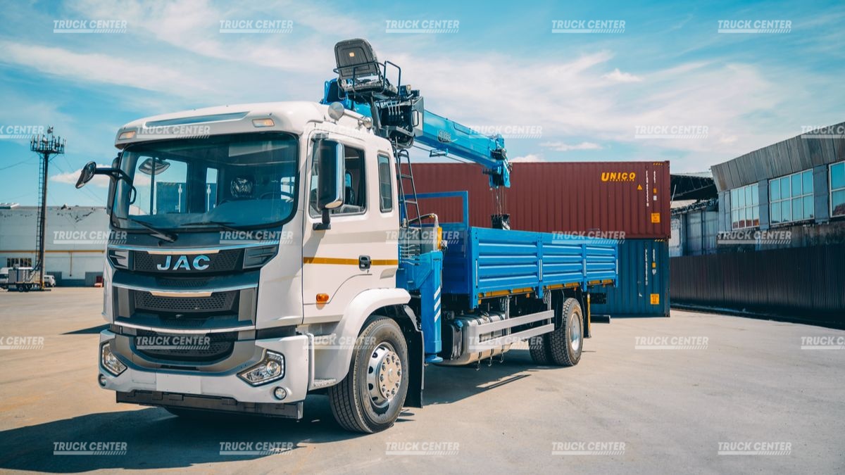 Кран-манипулятор Hubei SQ8S4 – 8 т. на бортовом автомобиле JAC N200