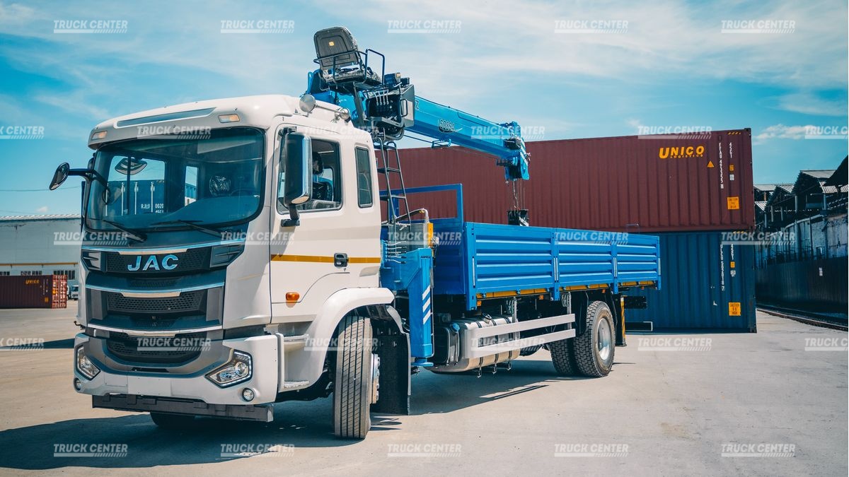 Кран-манипулятор Hubei SQ8S4 – 8 т. на бортовом автомобиле JAC N200