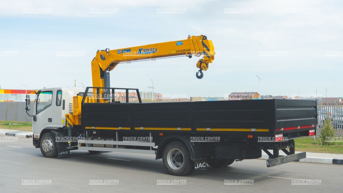 Кран-манипулятор на бортовом автомобиле JAC N120