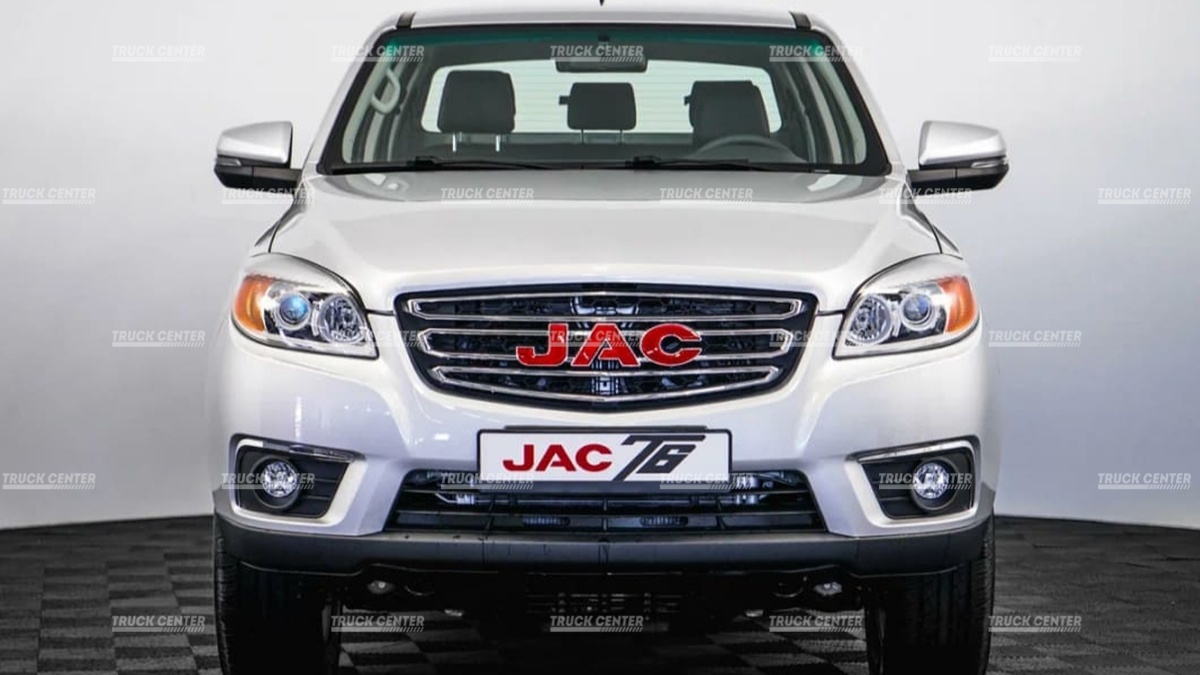 Легковой автомобиль  JAC T6
