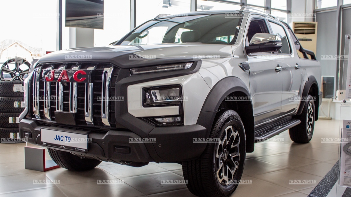 Легковой автомобиль  JAC T9