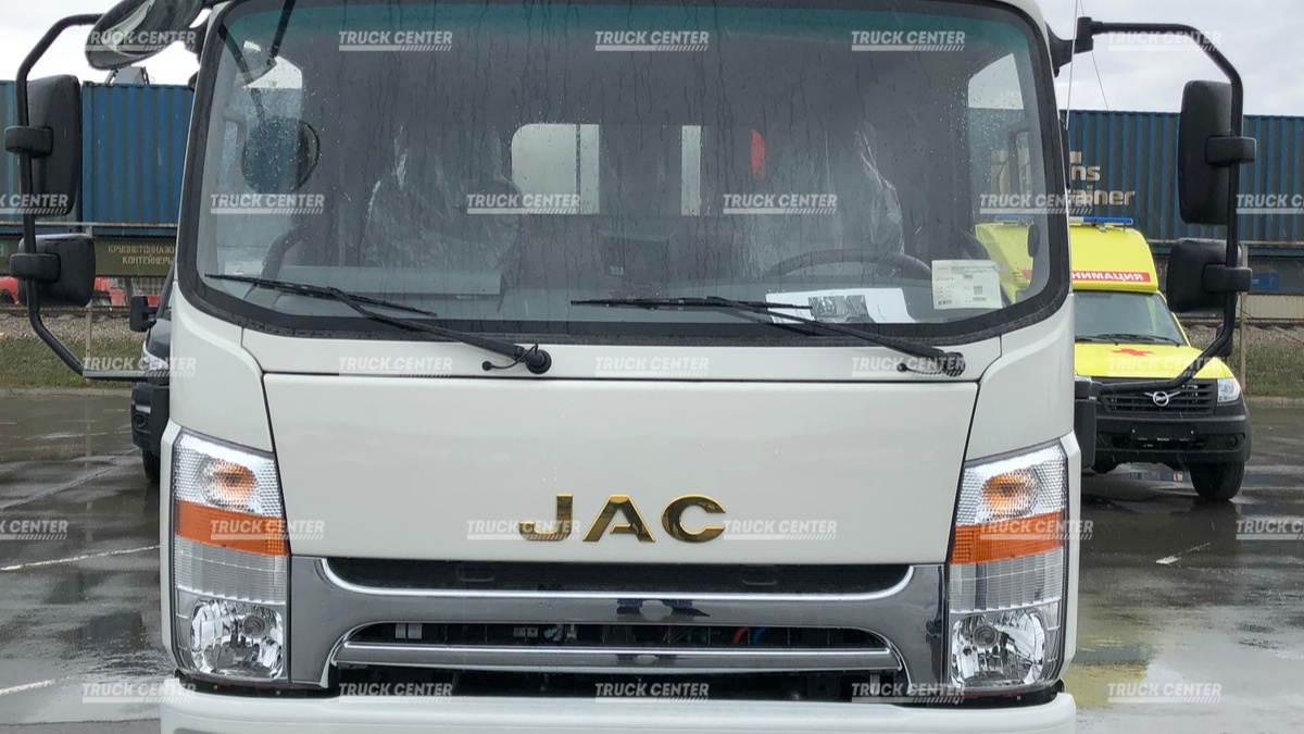 Мусоровоз на шасси JAC N120 объем кузова 8 м³