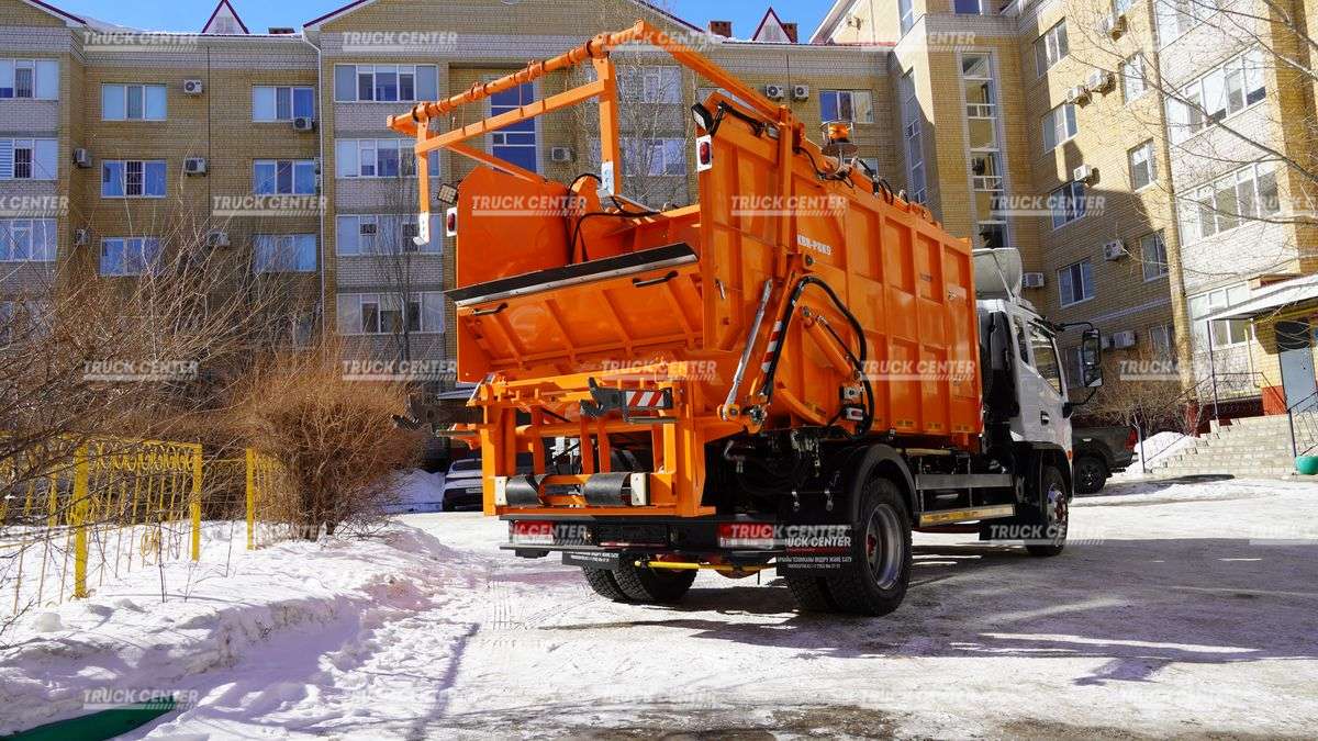 Мусоровоз с задней загрузкой KBR-P8К9 на шасси DONGFENG C120S объем кузова 8,7 м³