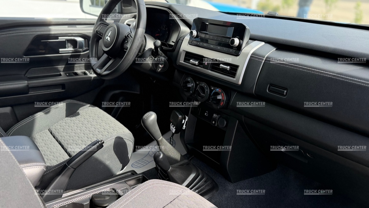 Патрульный автомобиль Mitsubishi L200