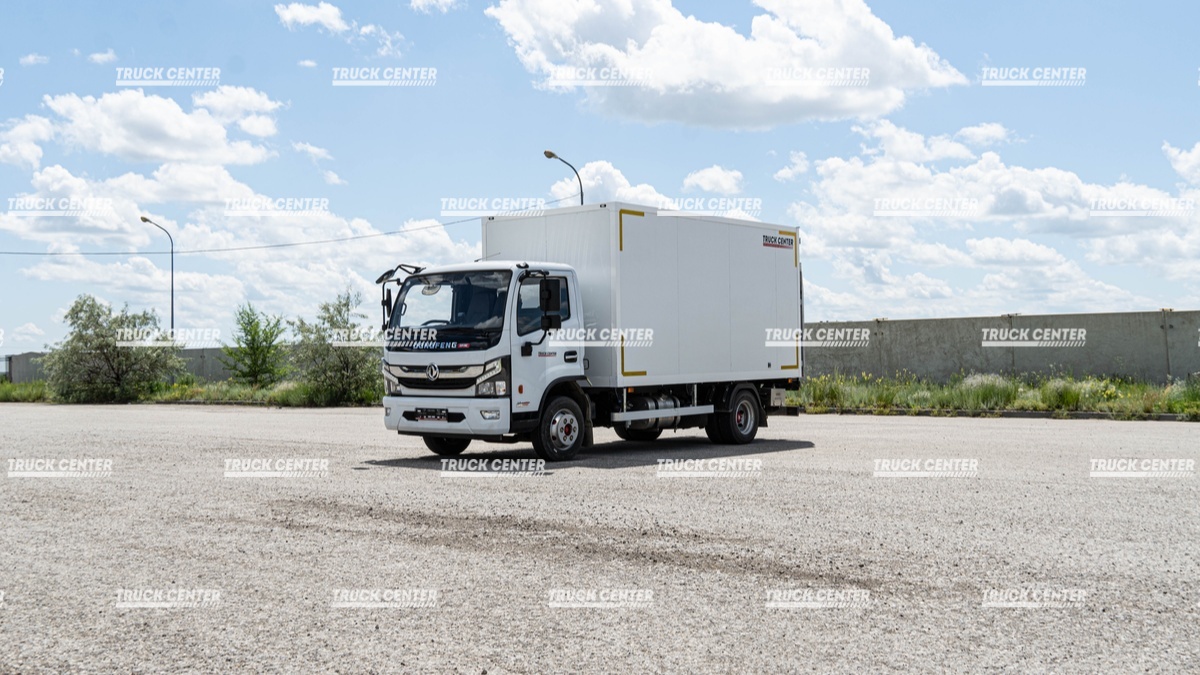 Промтоварный фургон DongFeng С80L