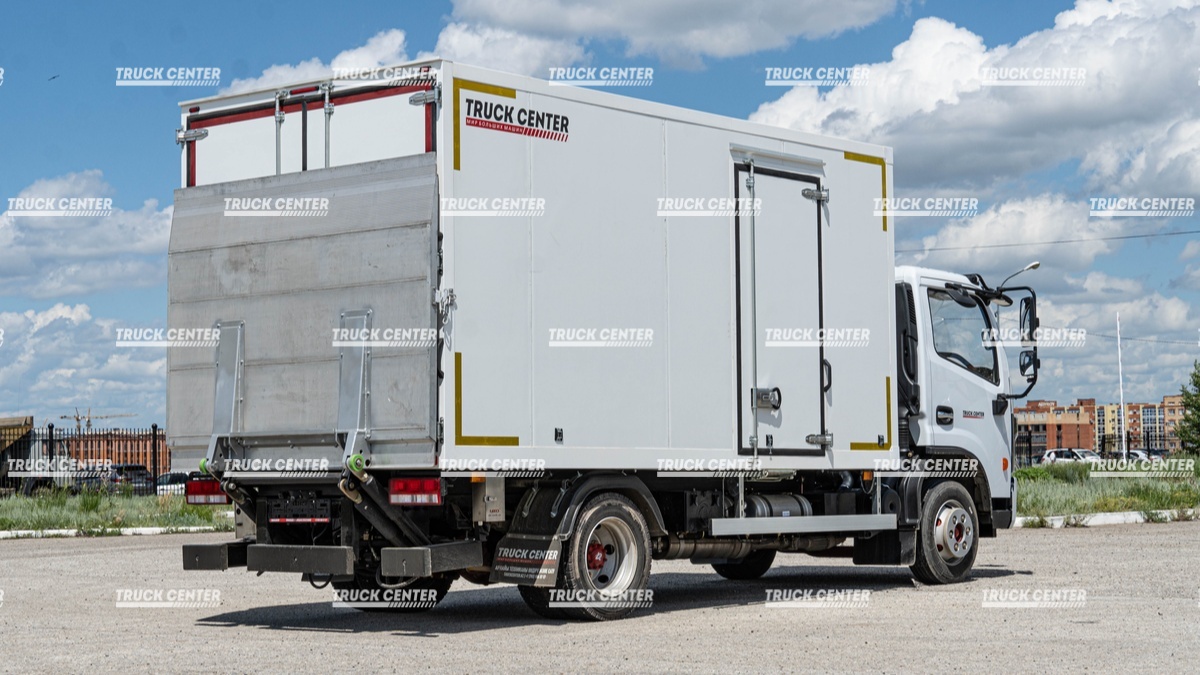 Промтоварный фургон DongFeng С80L