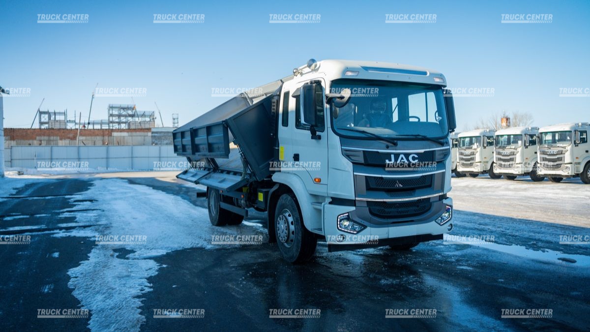 Самосвал на базе JAC N200