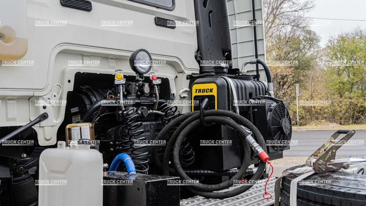 Седельный тягач FAW JH6 (6×4)