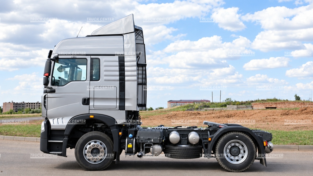 Седельный тягач HOWO T5G 4x2