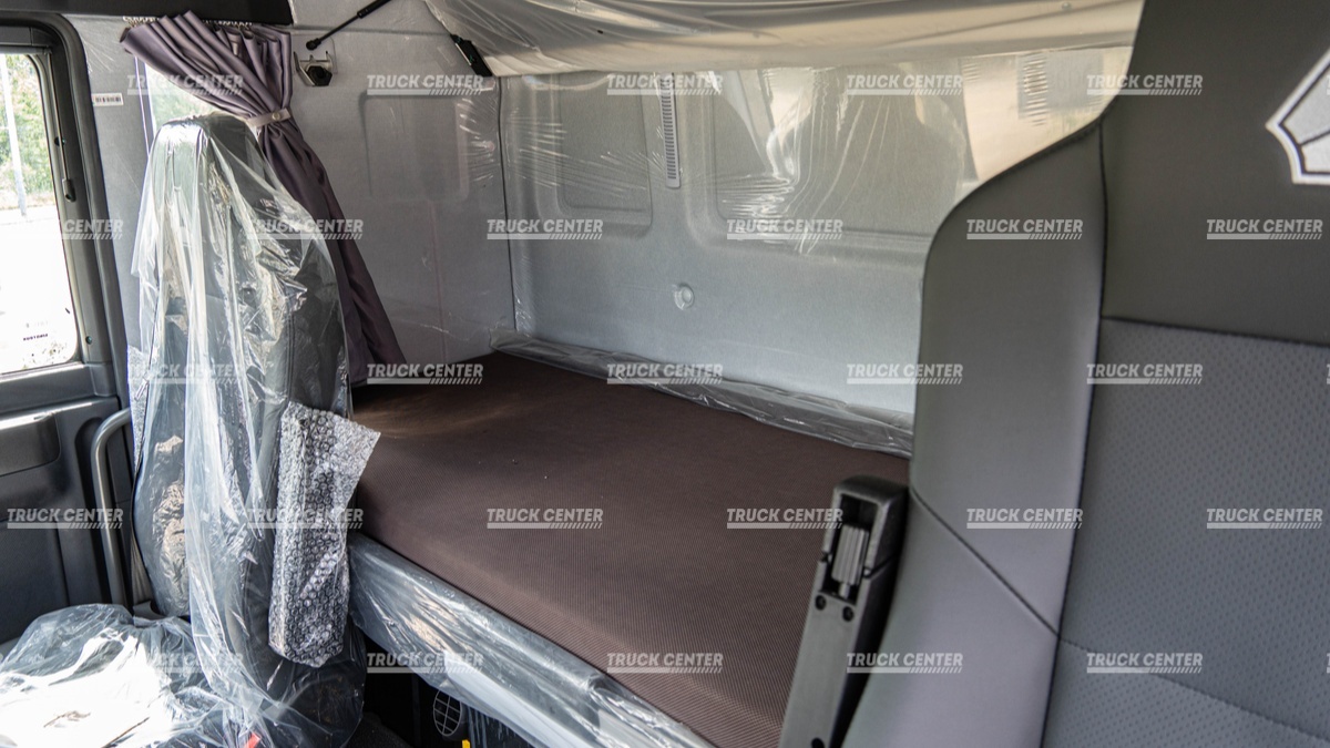Седельный тягач SITRAK C7H 4×2