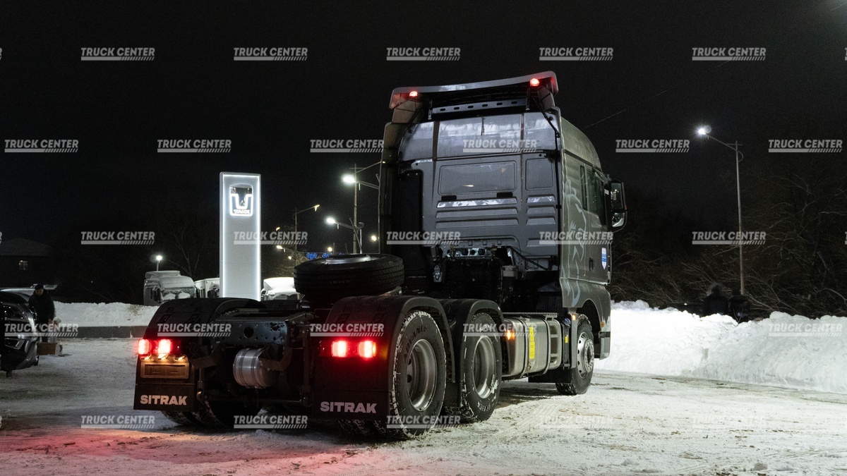 Седельный тягач SITRAK C7H 6×4