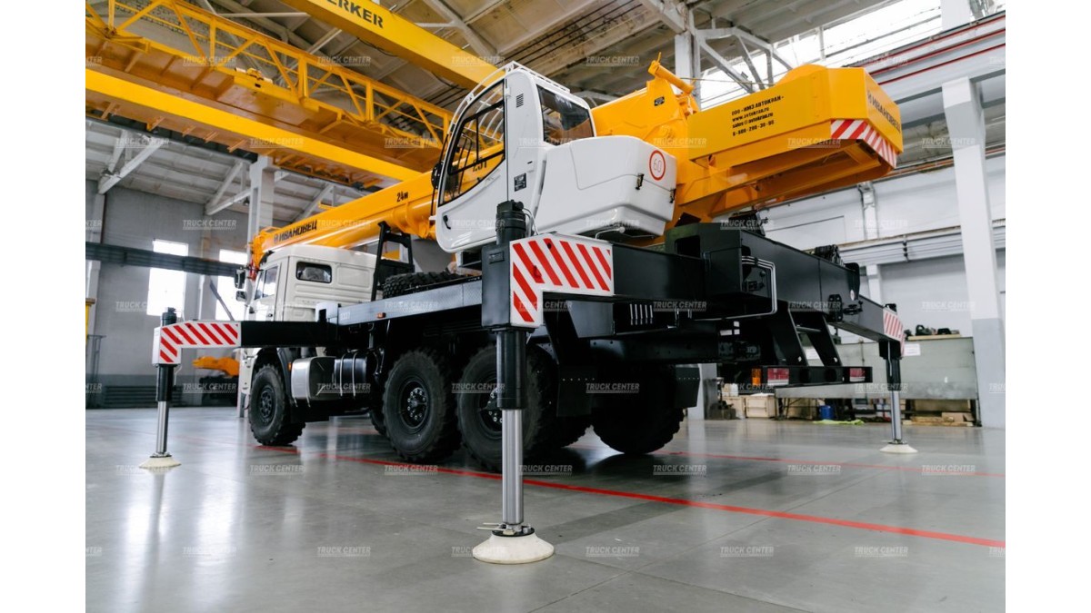 Автокран Ивановец КС-45717К-3М (стрела 24 м) грузоподъемностью 25 тонн