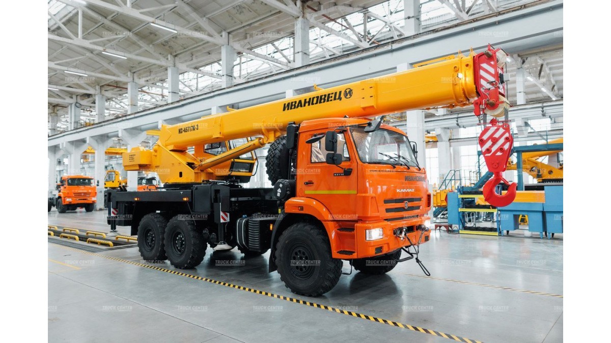 Автокран Ивановец КС-45717К-3В (стрела 21 м) грузоподъемностью 25 тонн