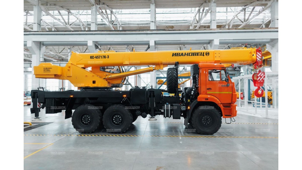 Автокран Ивановец КС-45717К-3В (стрела 21 м) грузоподъемностью 25 тонн