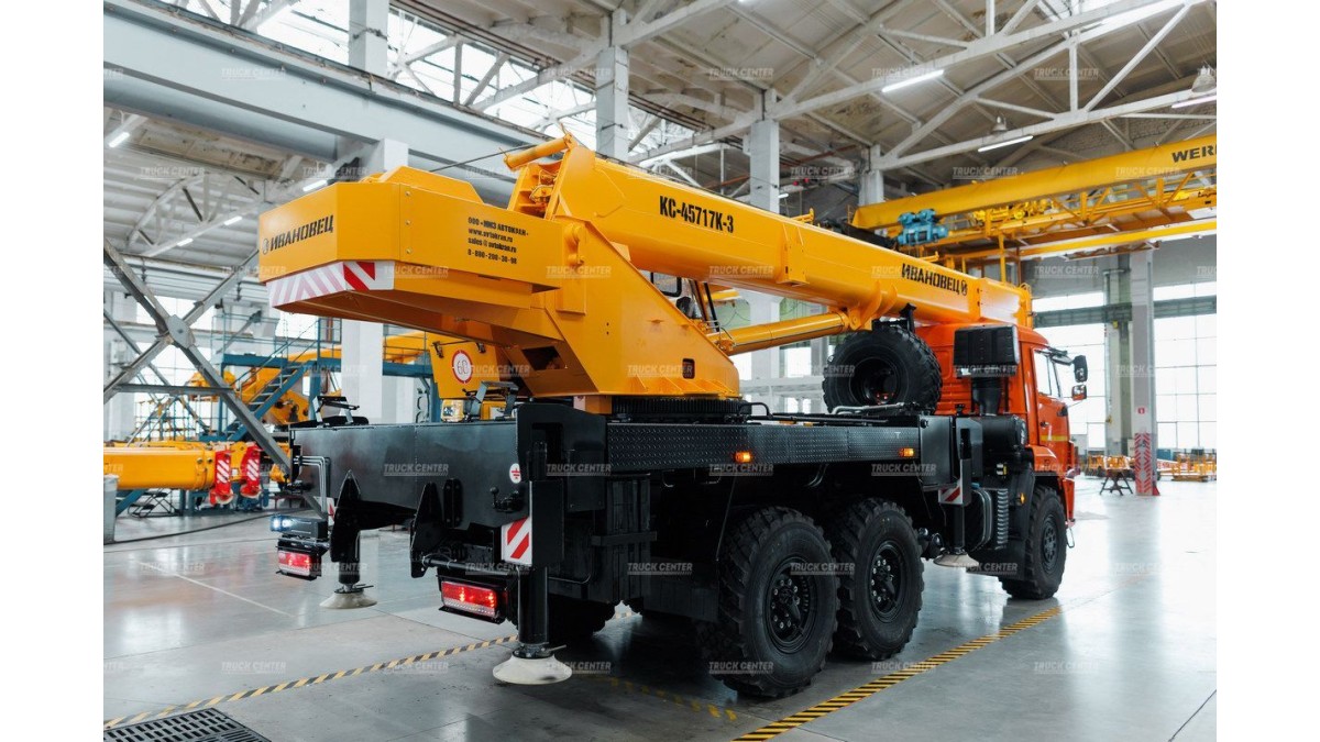 Автокран Ивановец КС-45717К-3В (стрела 21 м) грузоподъемностью 25 тонн