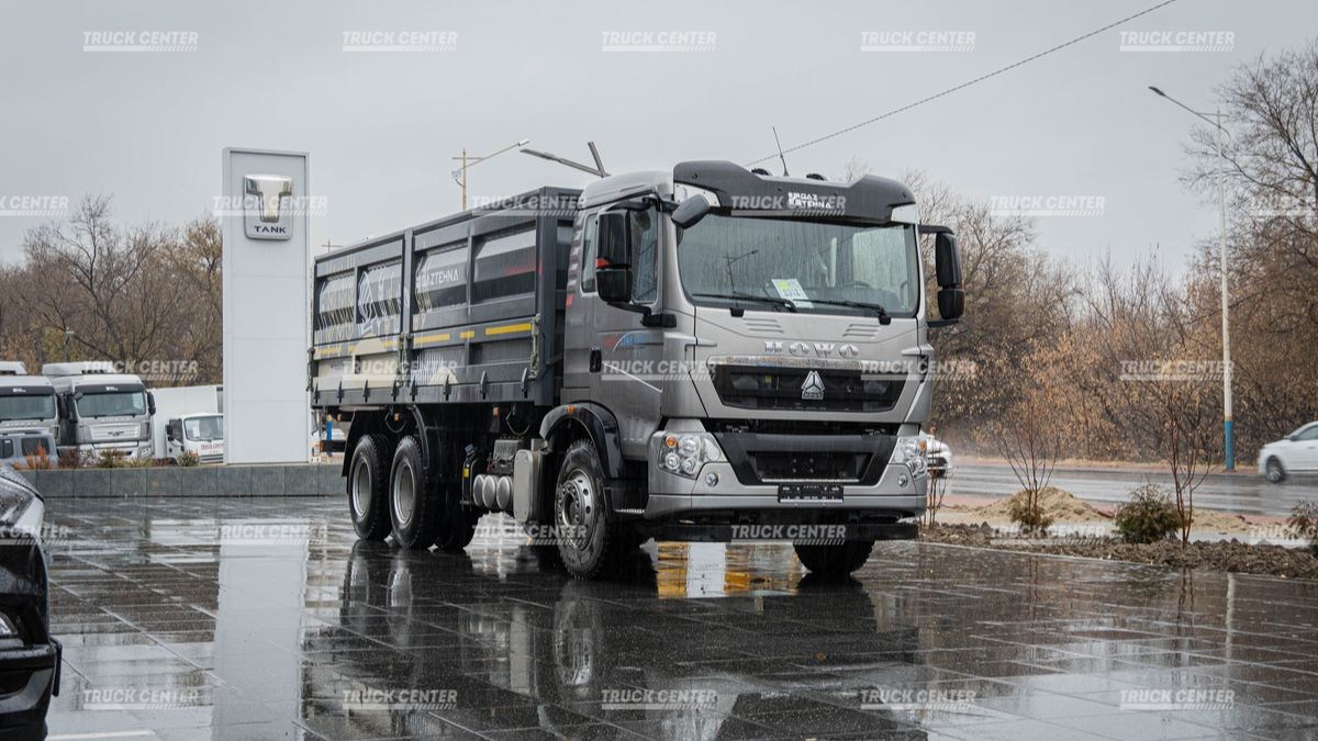 Зерновоз на шасси HOWO T5G 6×4